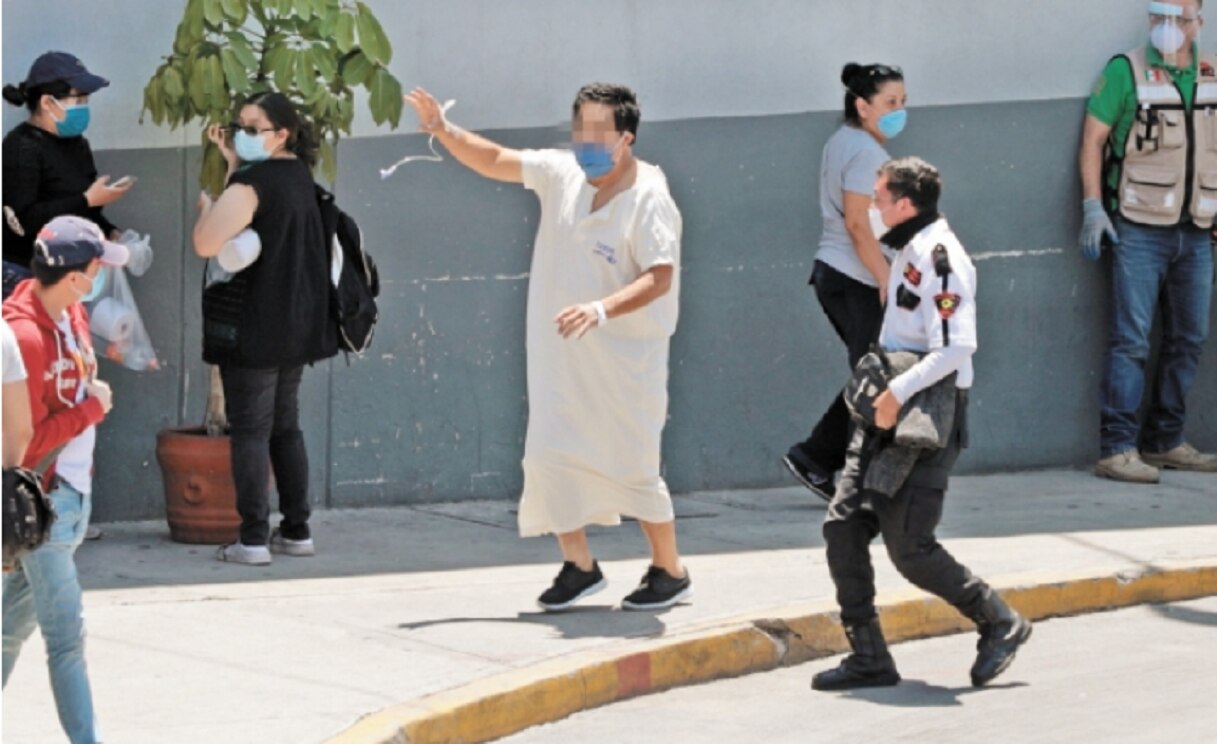 Paciente huye del hospital; llega por preinfarto y lo ingresan al área de Covid
