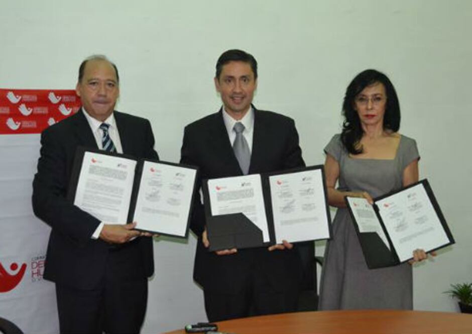 Firman convenio CEDH de Querétaro y Michoacán