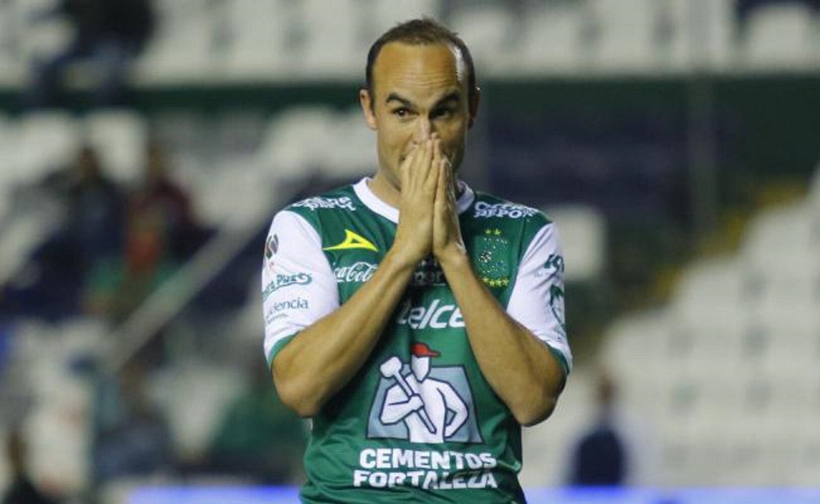 Landon Donovan, una "bomba" de poco peso en León