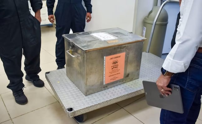 Liberan en Chihuahua primer lote de 2.5 millones de moscas estériles contra gusano barrenador; arranca producción diaria