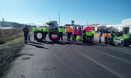 Nuevamente se manifiestan transportistas en la carretera a SLP