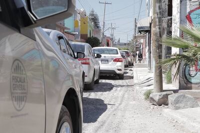 Detienen a 2 presuntos asaltantes de Sanborns Plaza del Parque; robaron joyería