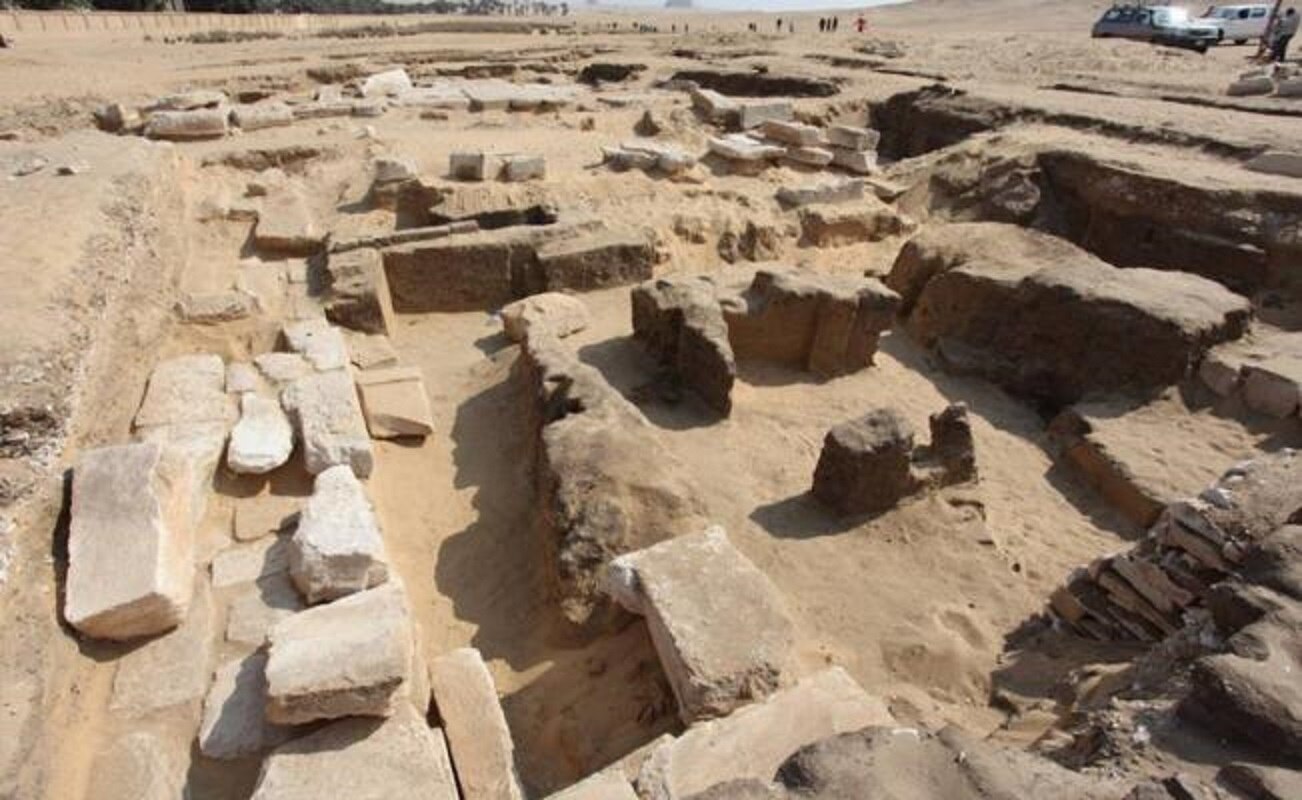 Descubren restos de templo faraónico de Ramsés II