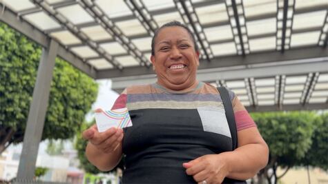 Profes ya pueden tramitar tarjeta para descuentos en el Qrobús