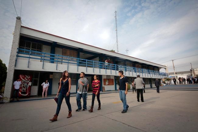 Regresan a clases más de 29 mil estudiantes de la UAQ