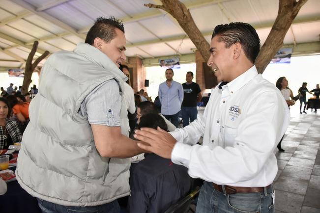 El candidato mencionó la identificación de algunas zonas en donde es posible la habilitación de dichos puentes que garanticen la seguridad de las personas. / Foto: Especial