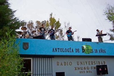 Médicos tocarán música de los Beatles en explanada de la UAQ