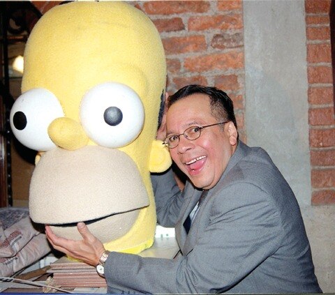 “Homero” defiende  al doblaje mexicano