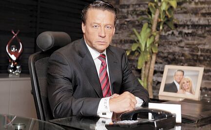 Sufre Alfredo Adame accidente... ahora en moto