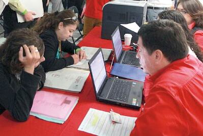 Superan meta laboral con 4 mil plazas