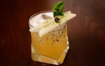 Salud por el destilado milenario