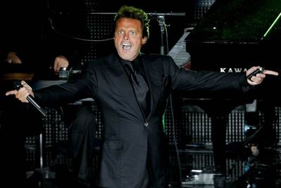 Los villanos españoles en el pasado de Luis Miguel