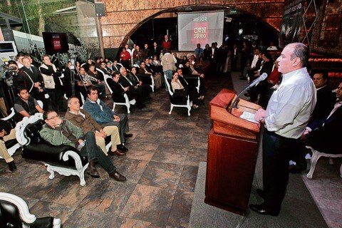 Piden evitar manejar en estado de ebriedad