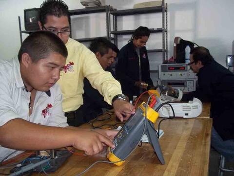 Planea Icateq integrar a los adultos mayores