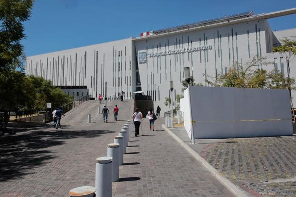 Durante el desayuno con trabajadores del ISSSTE, Domínguez Servién se comprometió a un recorrido de supervisión por el Hospital General. (FOTOS: ARCHVIO. EL UNIVERSAL)