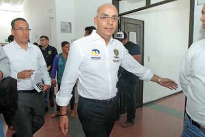 “Esconden algo los que omiten su 3 de 3”