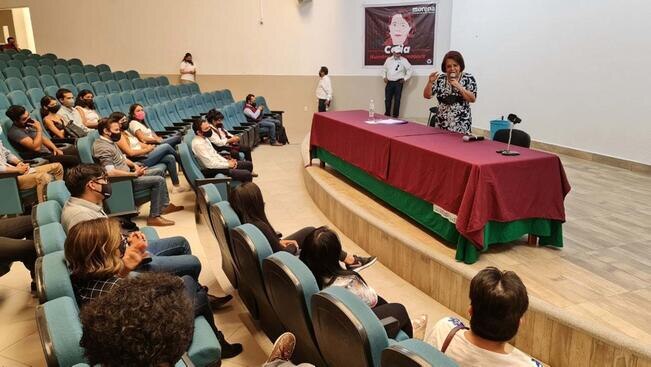 Celia Maya plantea impulsar potencial turístico de Amealco