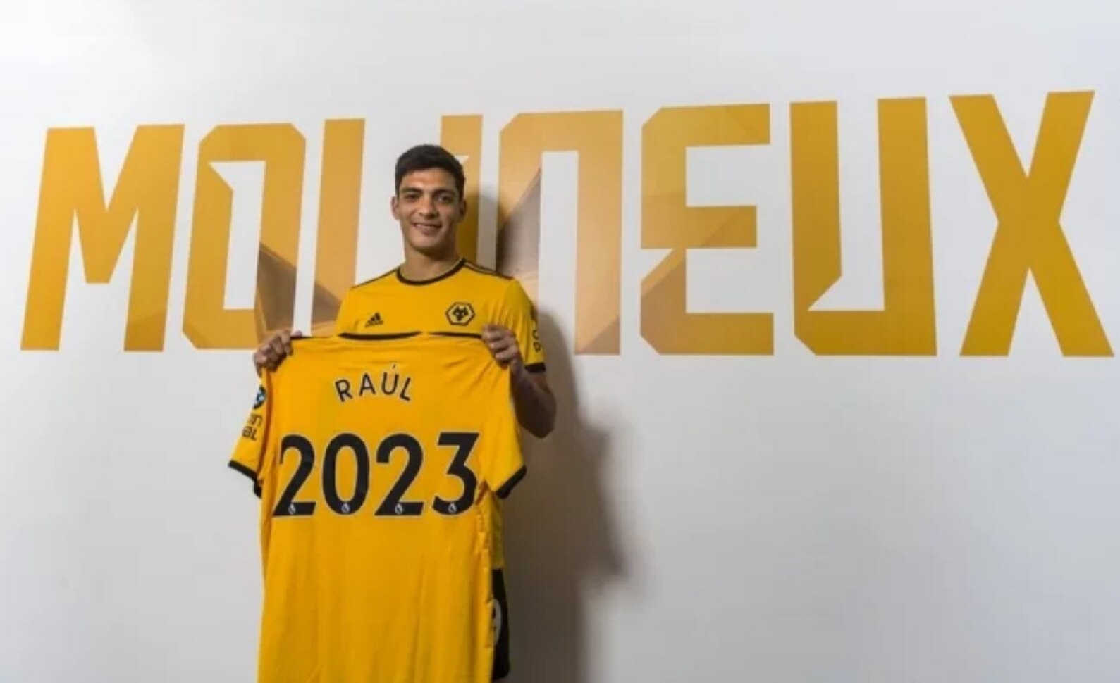 Raúl Jiménez, el jugador mexicano más caro de la historia