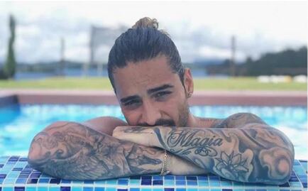 Maluma aparece en galería de arte de Miami