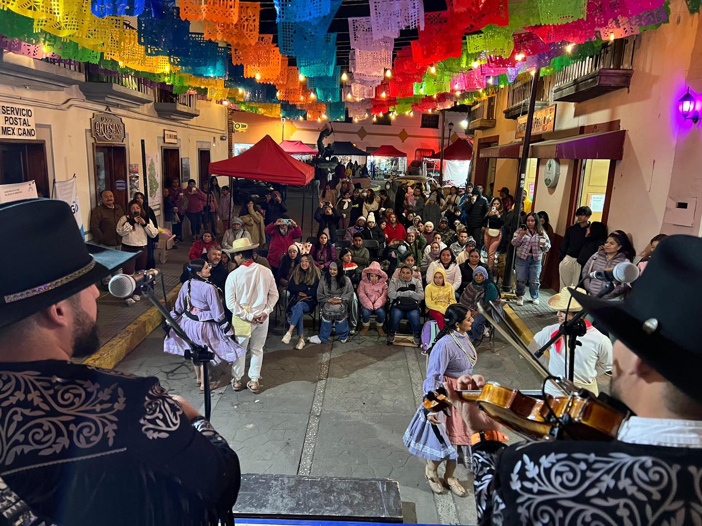 Un adelanto festivo al ritmo del huapango
