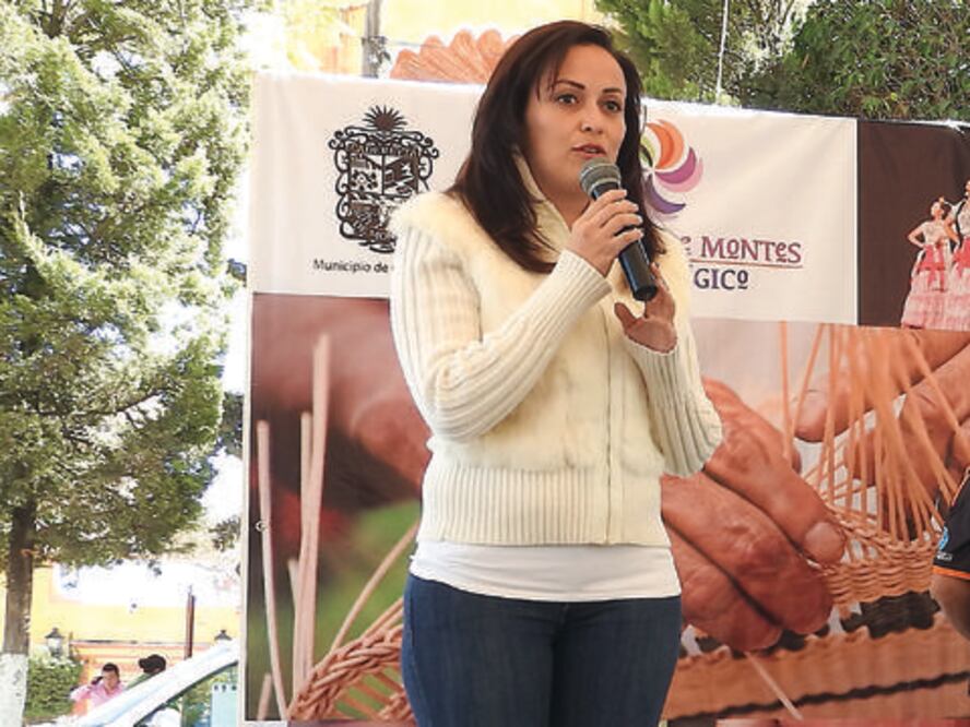 Piden resolver conflicto en panteón municipal 