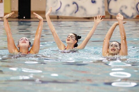 Califican a nacionales de nado sincronizado