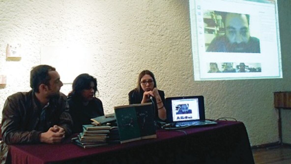 Publican poemario sobre fotos de 1910