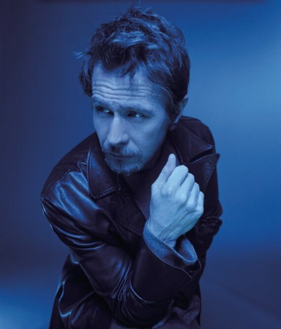 Gary Oldman: Gibson y Baldwin son buenos tipos