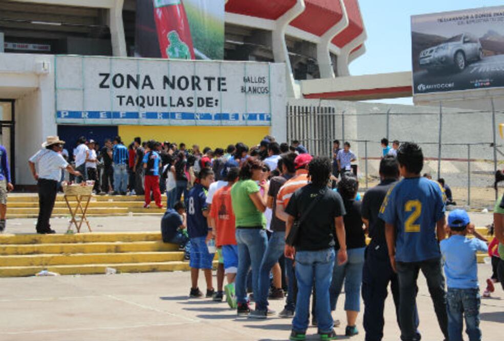 Boletos agotados para Gallos-Puebla