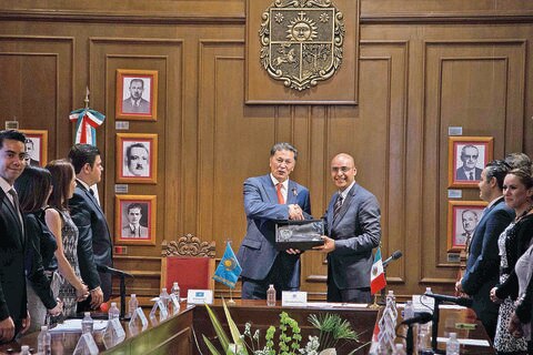 Querétaro estrecha lazos con Kazajstán