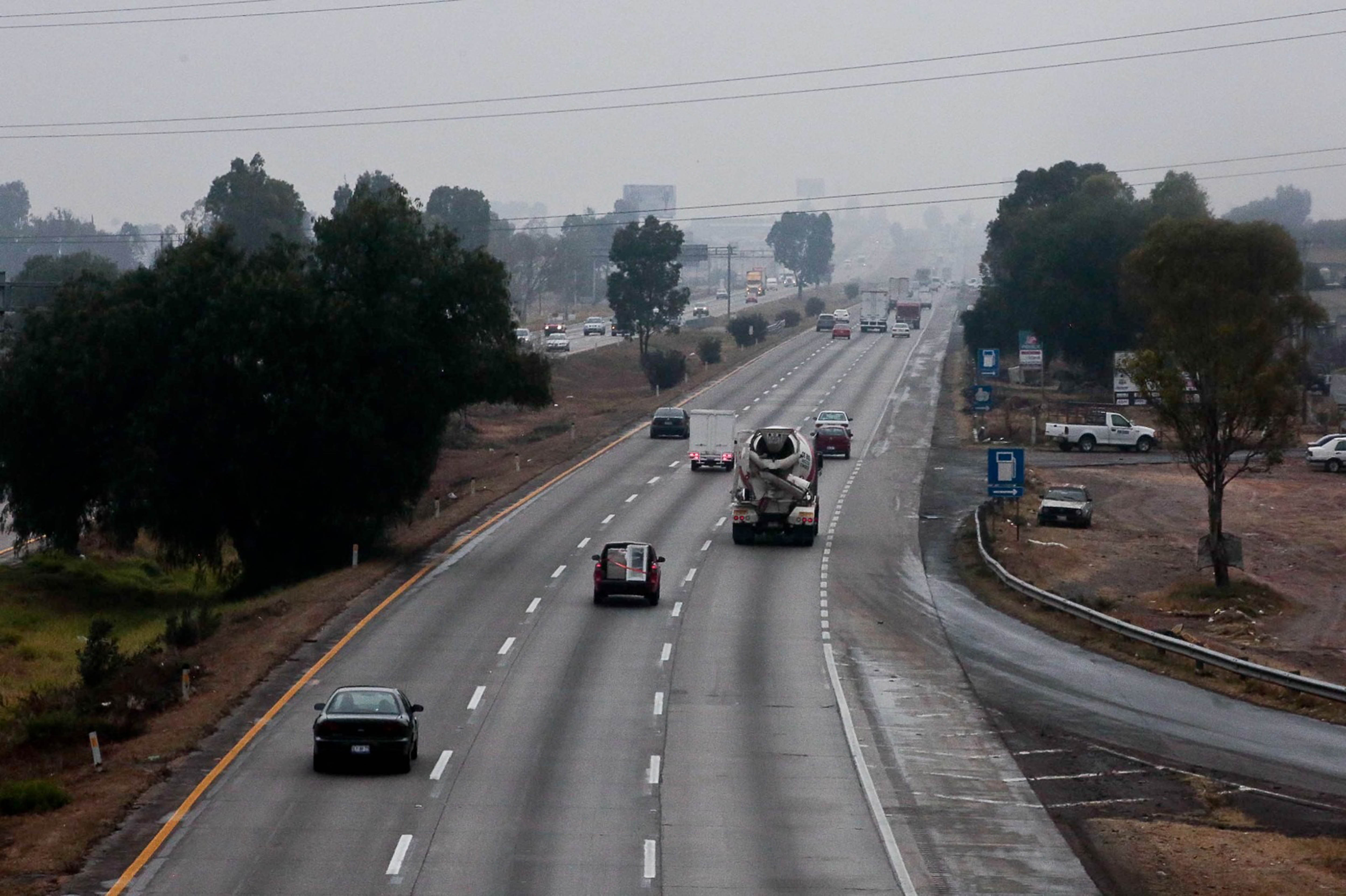 Mauricio Kuri proyecta arreglar cuatro carreteras estatales