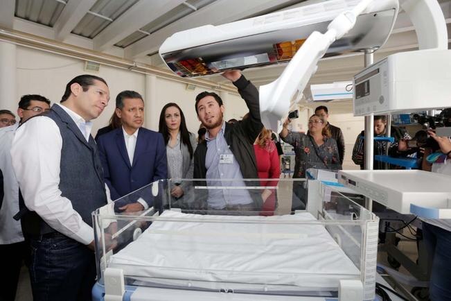 Entrega FDS equipo médico en Cadereyta