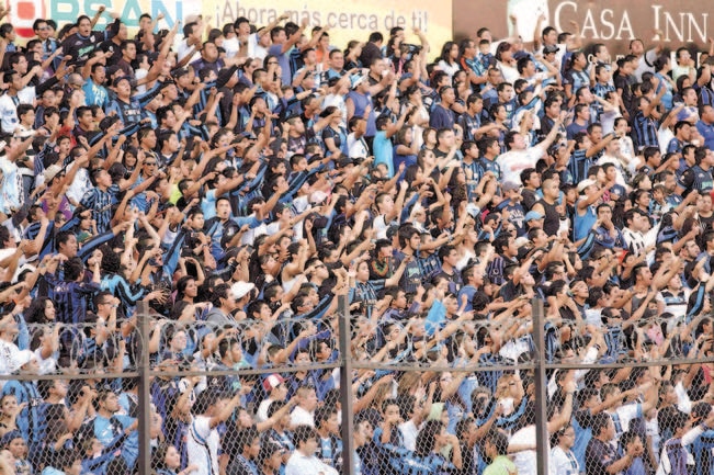 Restringirán venta de cerveza en partido de Gallos