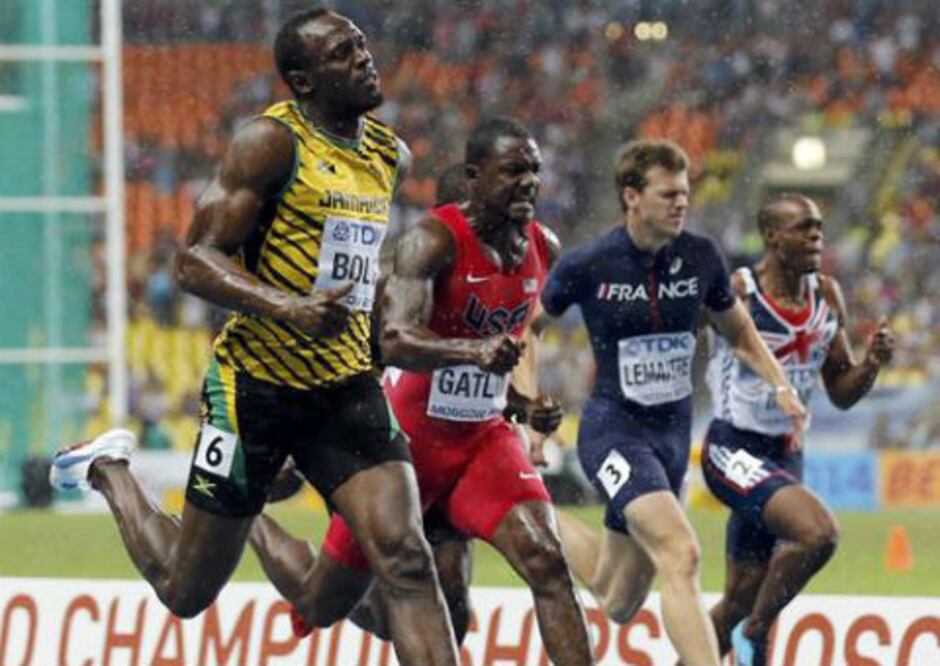 Bolt recupera corona en Moscú