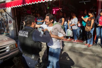 Psicosis colectiva causa pánico y cierre de comercios