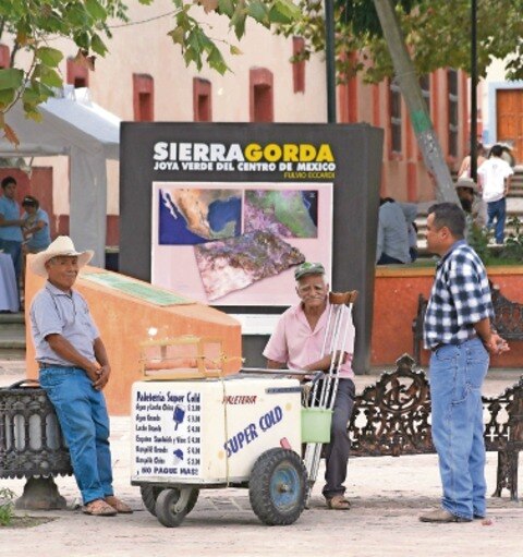 Alertan a serranos a cuidarse por las altas temperaturas