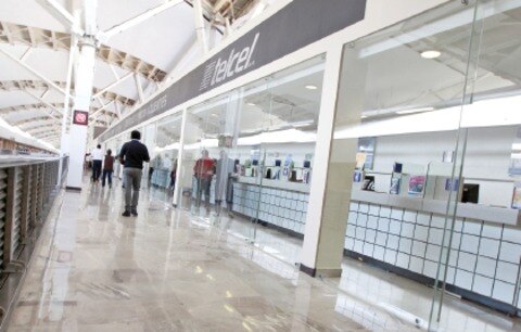 Locatarios del AICM piden resolver conflicto