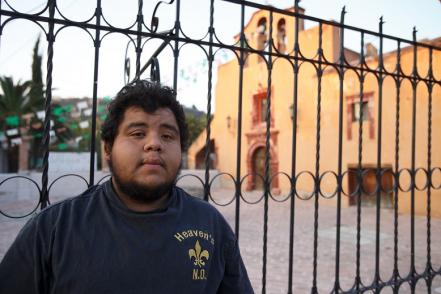“Ladrones”, felices por participar en el Viacrucis