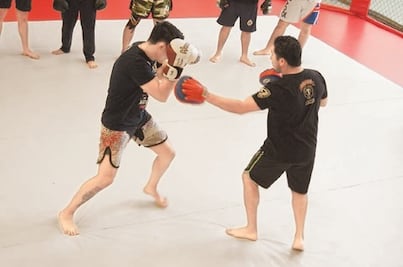 Pérez comparte su experiencia en UFC