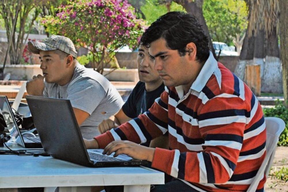 Regresan a las aulas 27 mil estudiantes de la UAQ