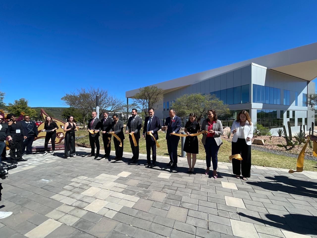 Inauguran nuevo edificio de Texas State University en Querétaro