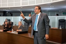 Bajo Reserva 18 de agosto de 2026