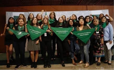 Analizan pedir sanciones a diputados de Morena que penalizaron aborto en NL