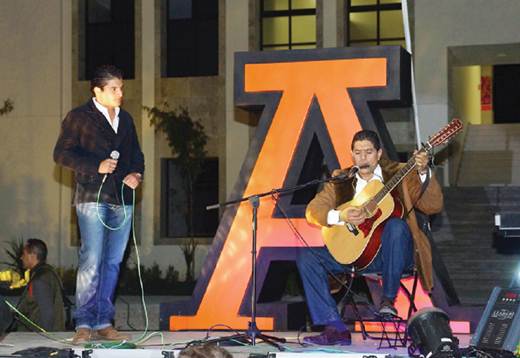 Jóvenes  muestran  talento