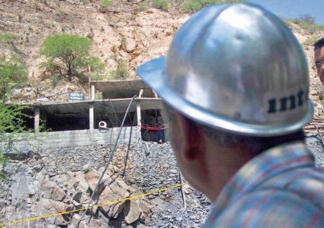Exigen la reapertura de mina La Negra