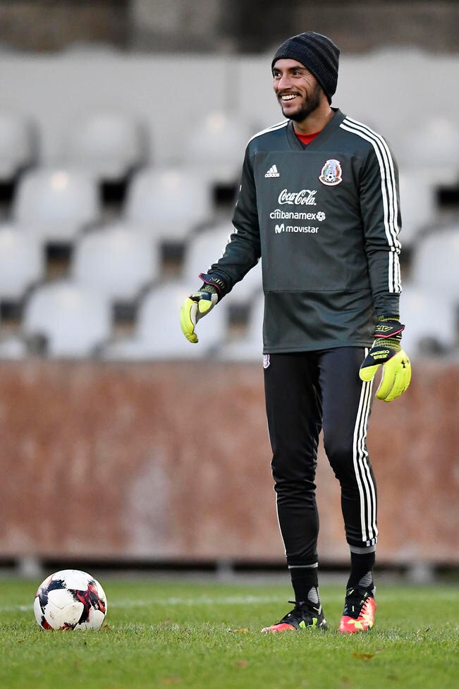 Chuy Corona tiene fe de jugar en el Mundial