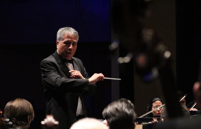 Despiden con palmas a Ludwig Carrasco