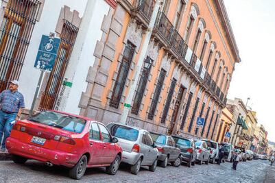 Piden consultar por parquímetros