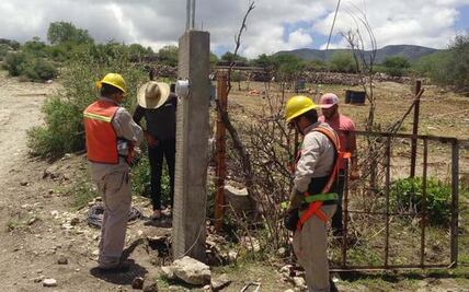 Regulan servicio de luz en EL Marqués
