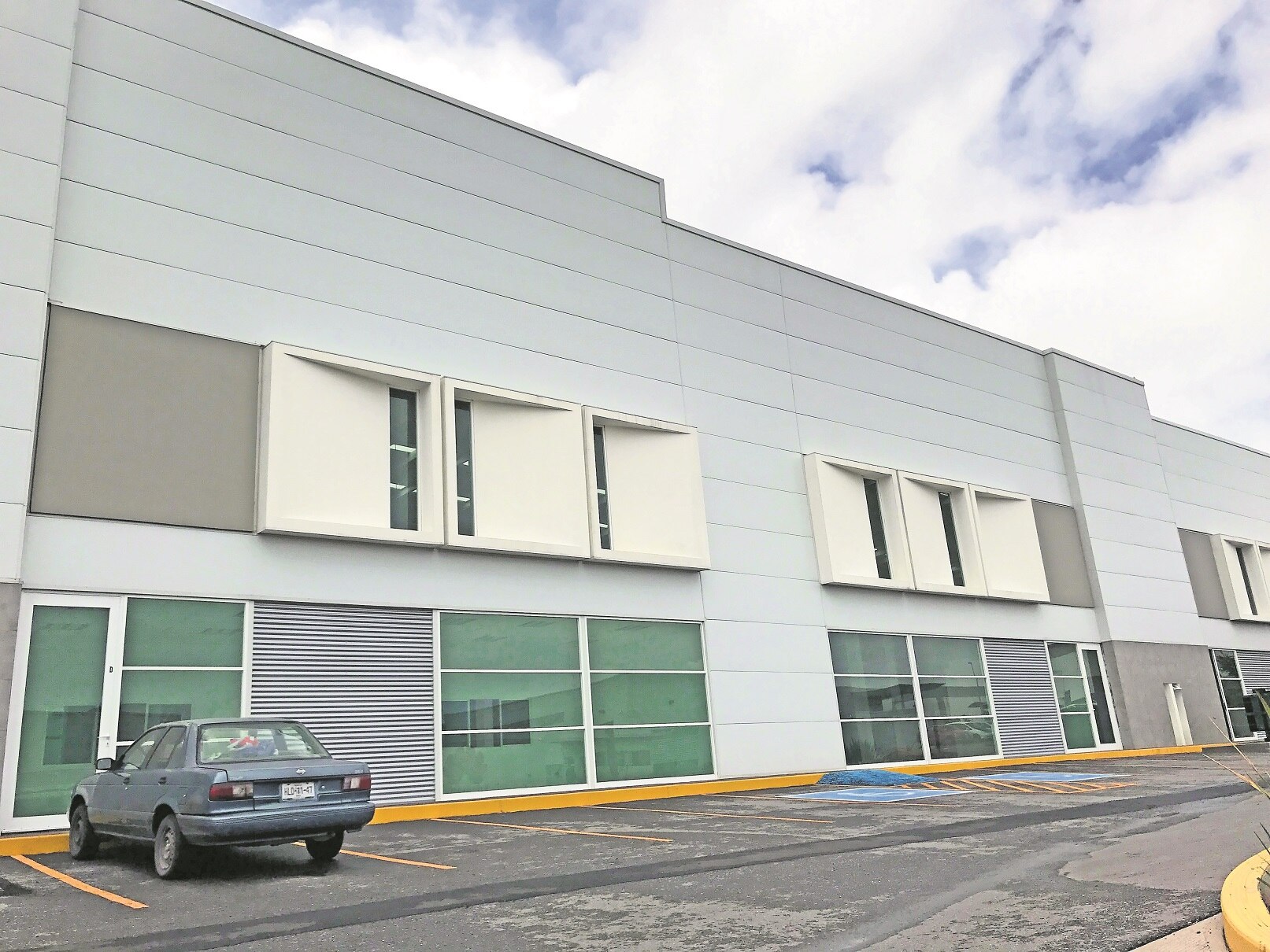 Crece inversión de naves industriales